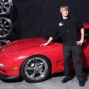 Meet your Posher, Corey